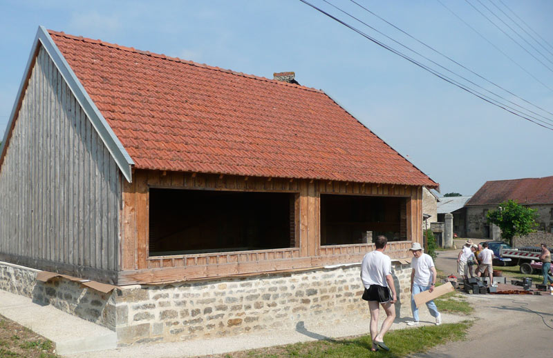 Travaux rénovation lavoir Ménetreux : préparation du chantier